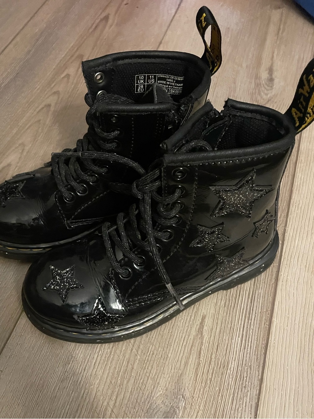 Kids Black Star Lace-Up Boots